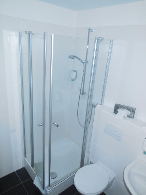 Hotel Garni Am Hechenberg Mainz Room photo